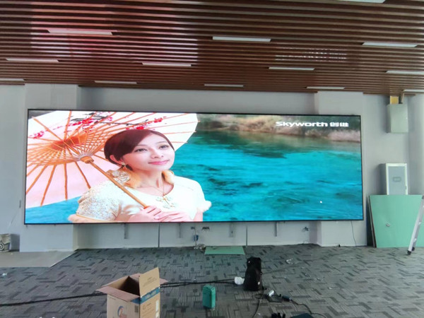 亭湖P1.53led小间距屏安装案例